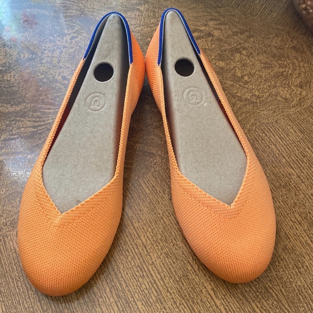 Tangerine Rothys flat. Sz 7. Comfortable.